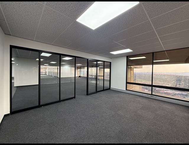 835M² OFFICE TO LET IN BRAAMFONTEIN WERF